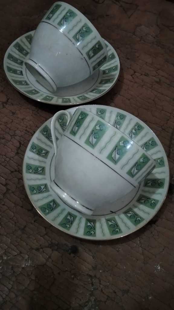 Cangkir Porcelain Vintage