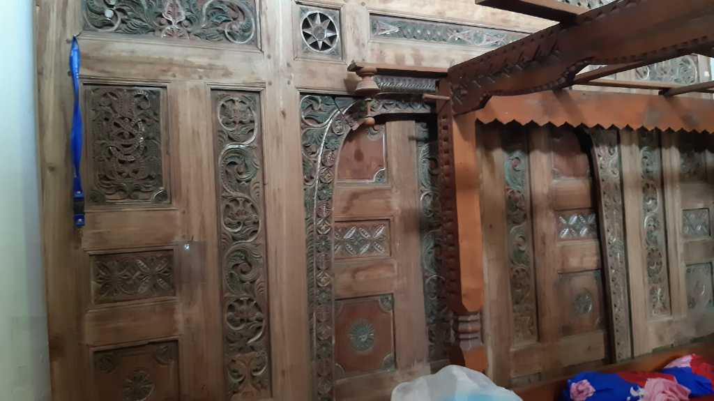 GEBYOK KAYU JATI LANGKA !