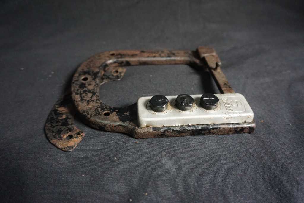 kunci sepeda antik merek S