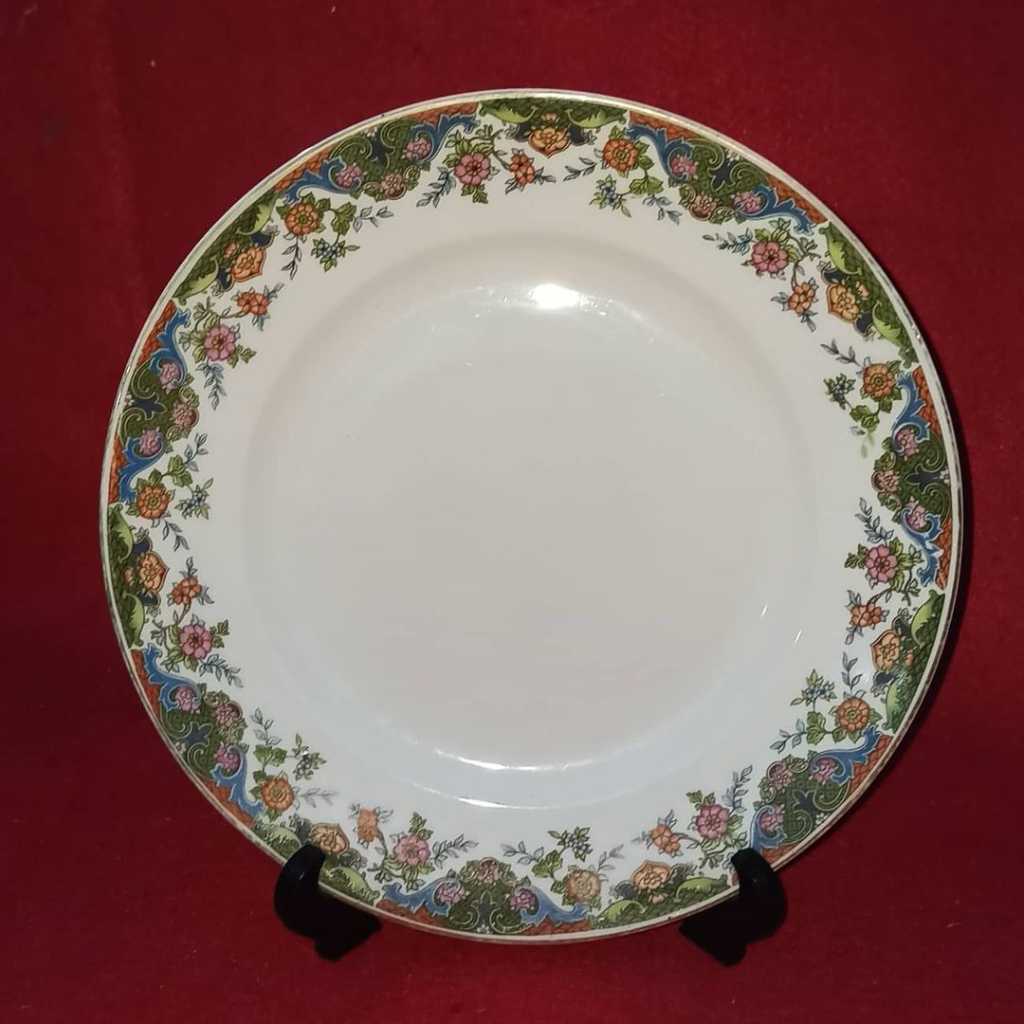 Piring Keramik Vintage Eropa