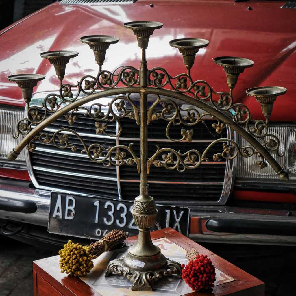 Tempat Lilin Kuningan Vintage
