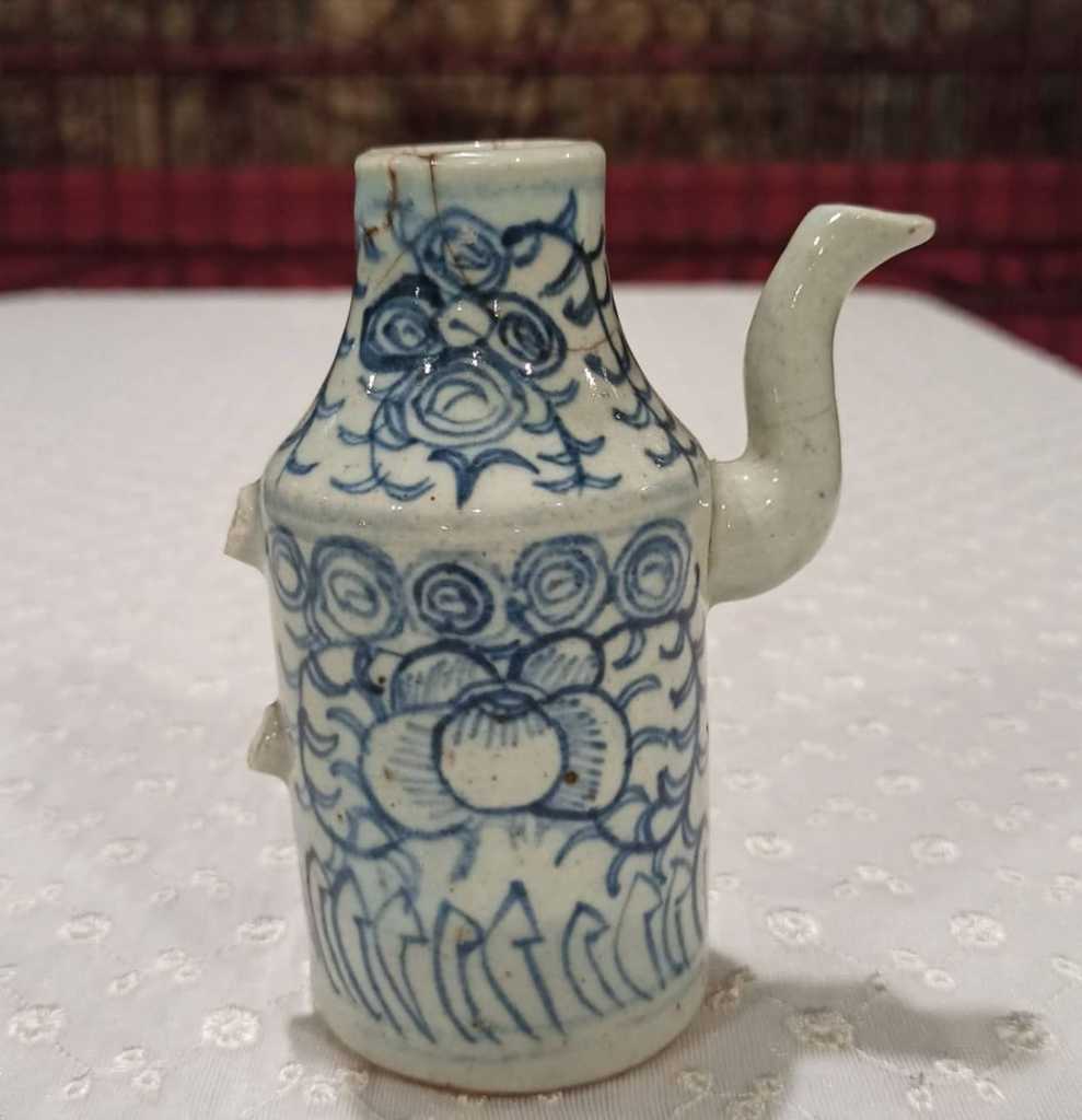 Botol Keramik China Antik