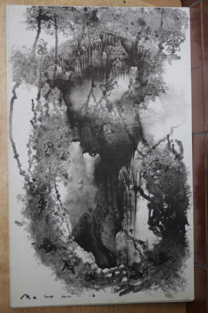 Lukisan tinta diatas kertas ( Kedalaman )