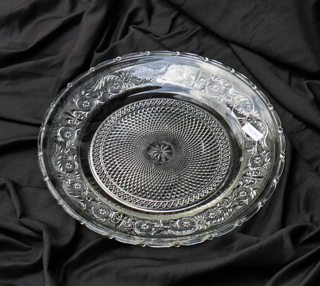 Piring Kaca Vintage
