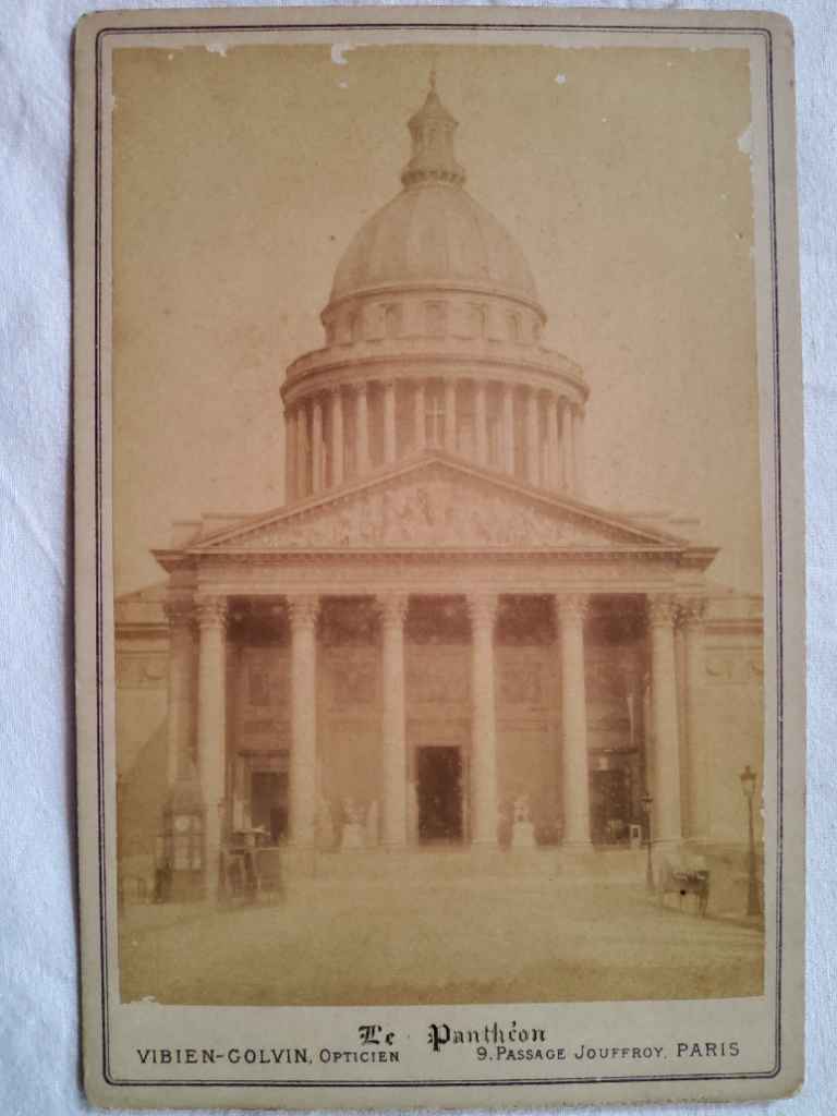Foto Antik / Foto Kuno ; estimasi tahun 1870-an; ukuran 16,5cm x 11cm "LE PANTHEON"