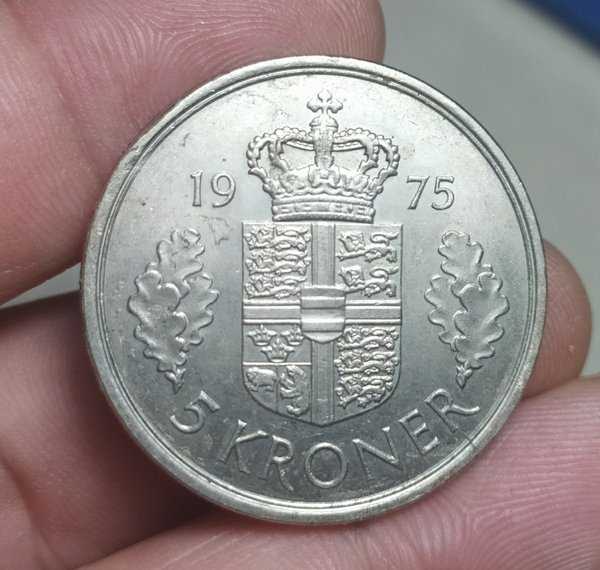 A3602 Koin Asing Denmark 5 Kroner Tahun 1975 Sesuai Gambar Asli Ready