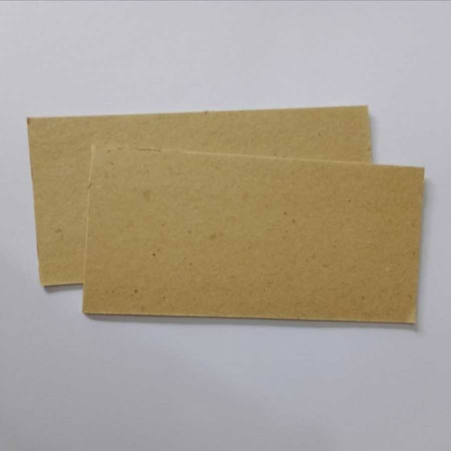 Karton duplex pelindung uang kertas 105 x 190 x 2 mm eceran per pasang