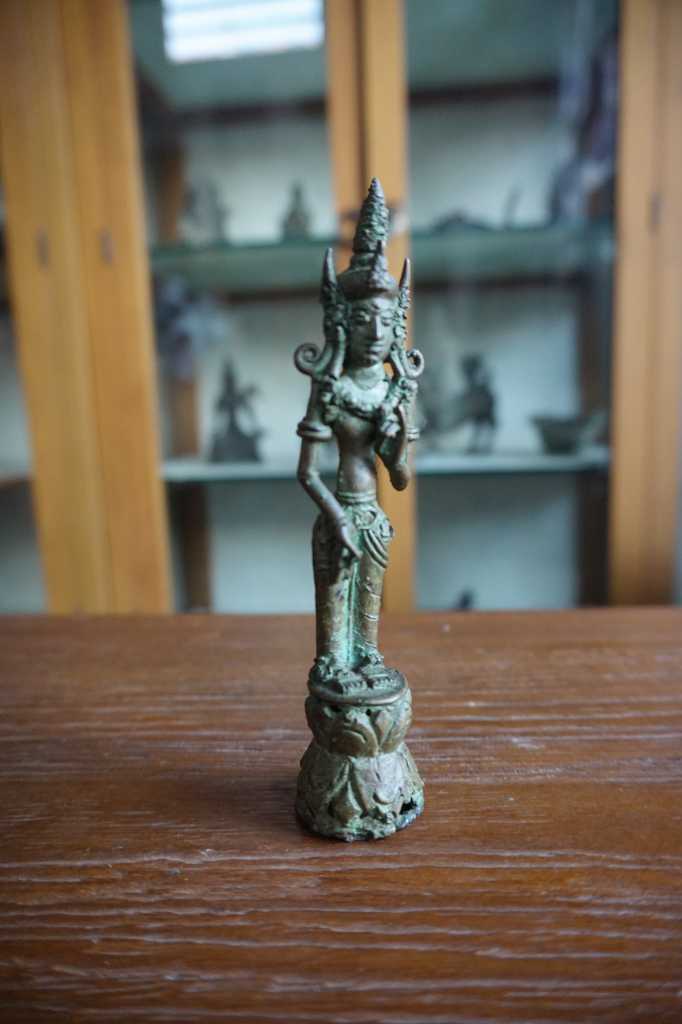 Patung Kuningan Vintage