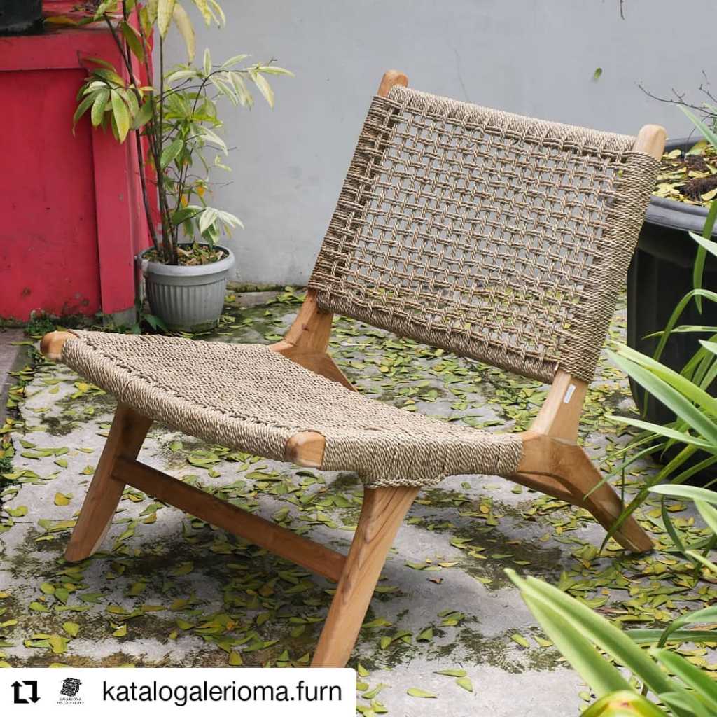 kursi kayu anyam tali