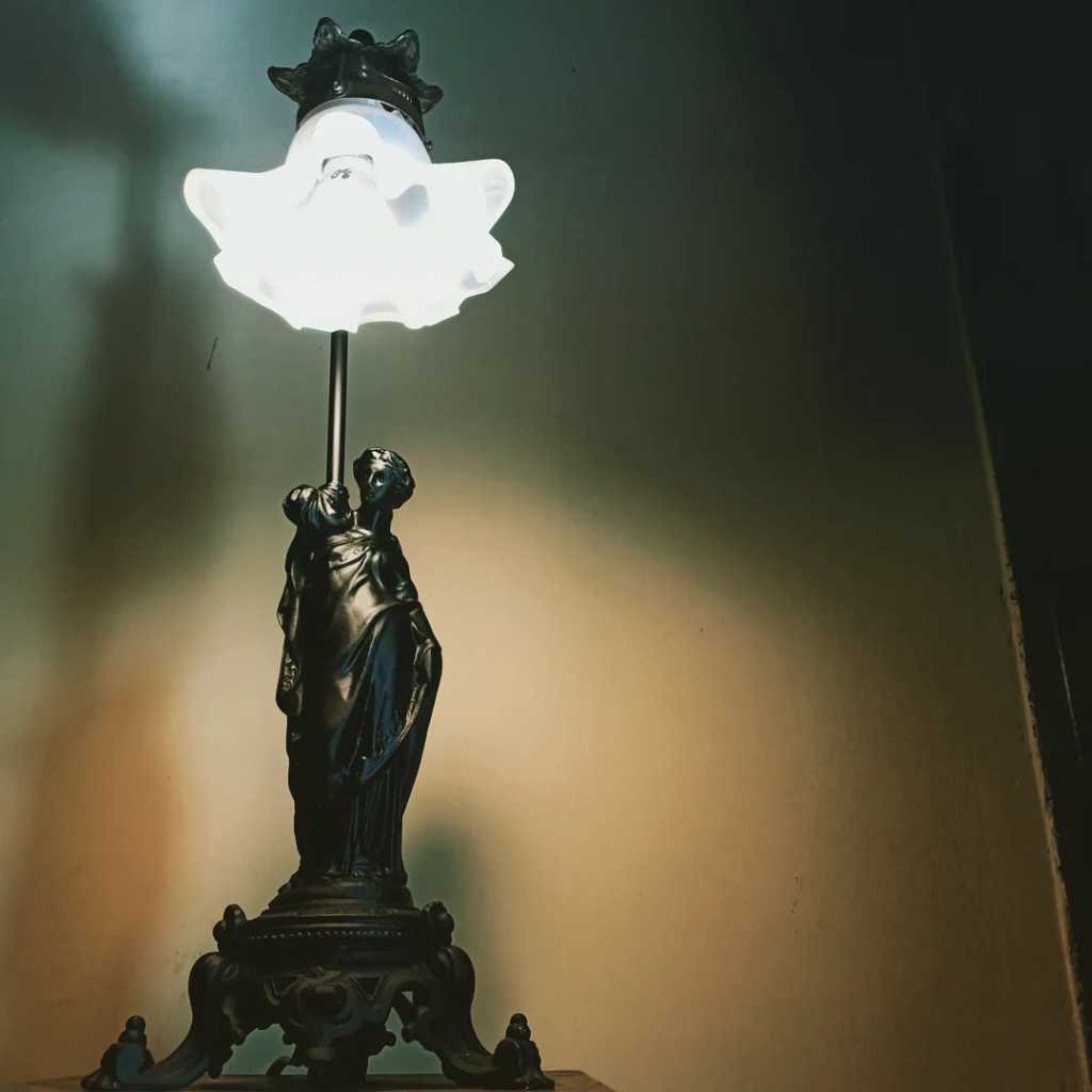 Patung Venus The Milo Bahan Tin