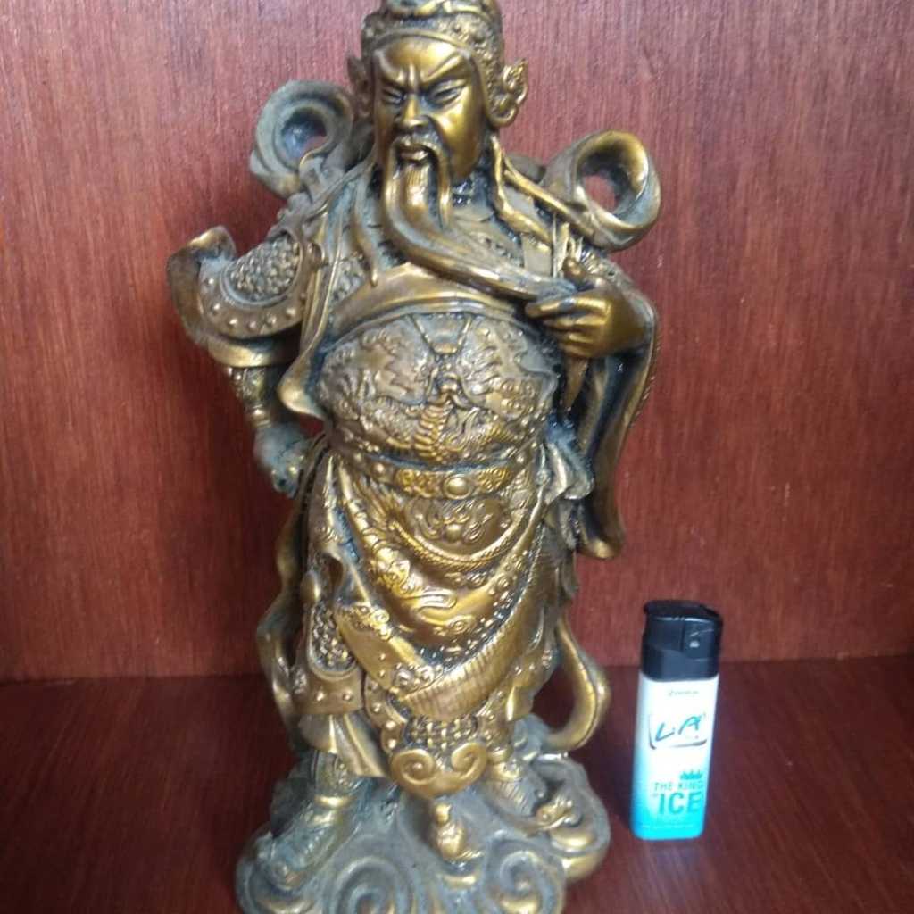 Patung Ebonit Vintage