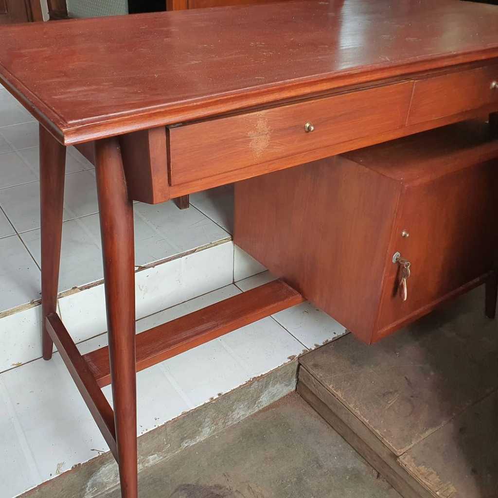 JENGKI WRITING DESK