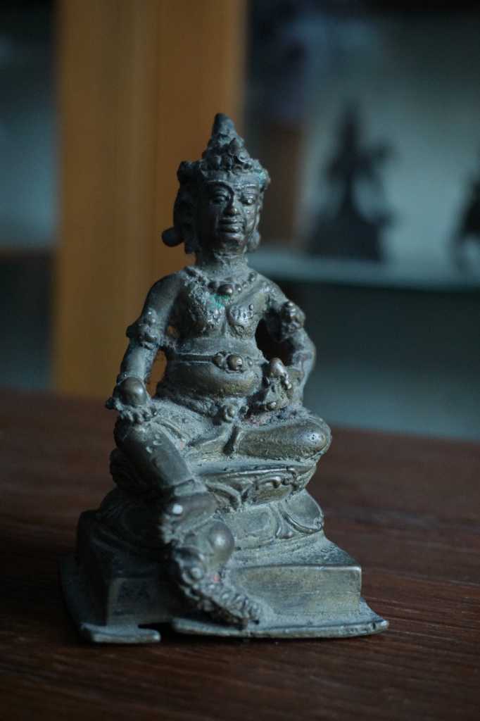 Patung Kuningan Vintage