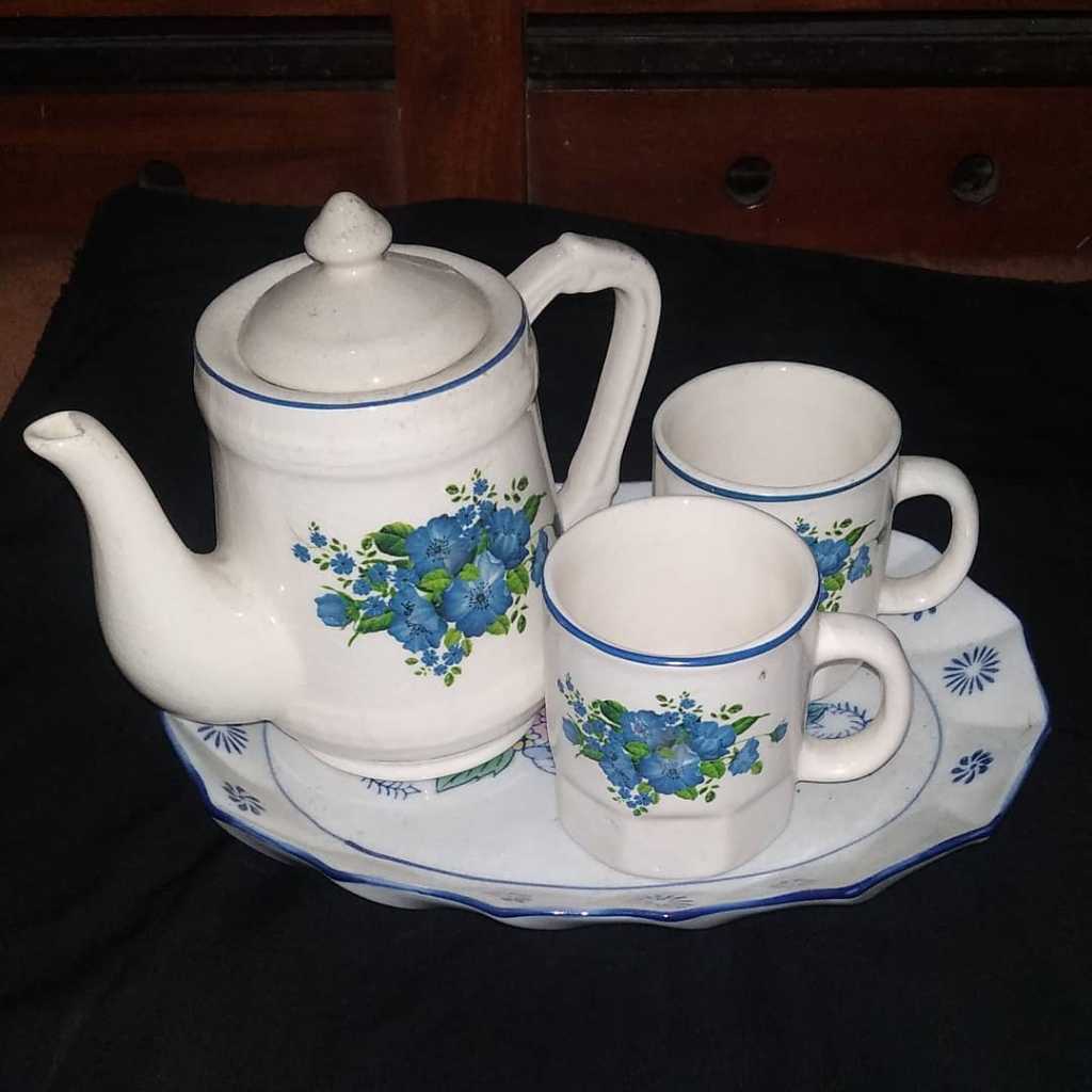 Tea Set cantik motif bunga biru