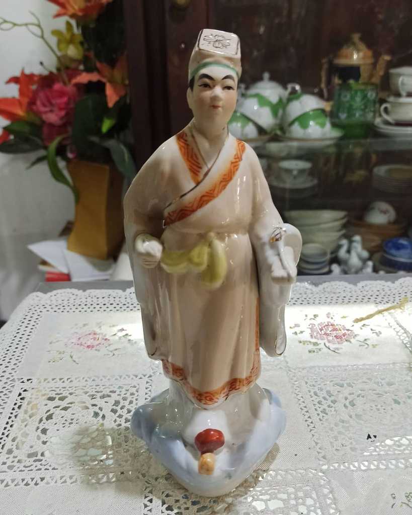 Patung Porcelain Vintage