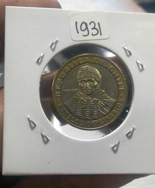 A 1931 Koin Bimetal 100 Pesos Chile Tahun 2008 Bekas Pakai Kondisi Sesuai Gambar