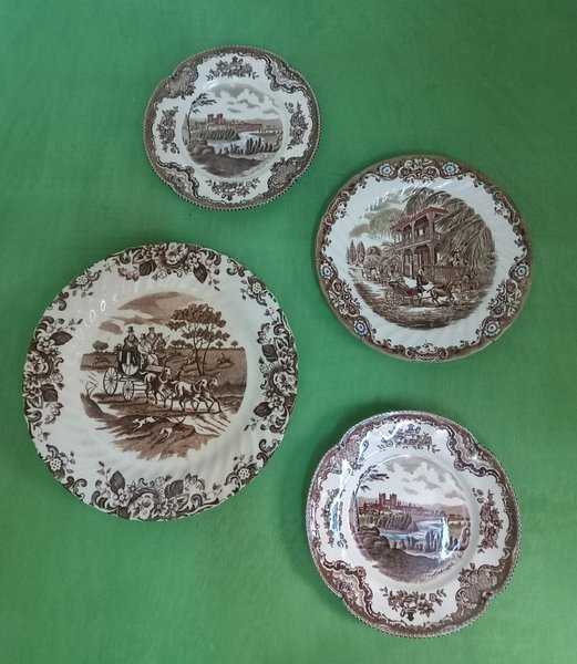 Piring Porcelain Vintage