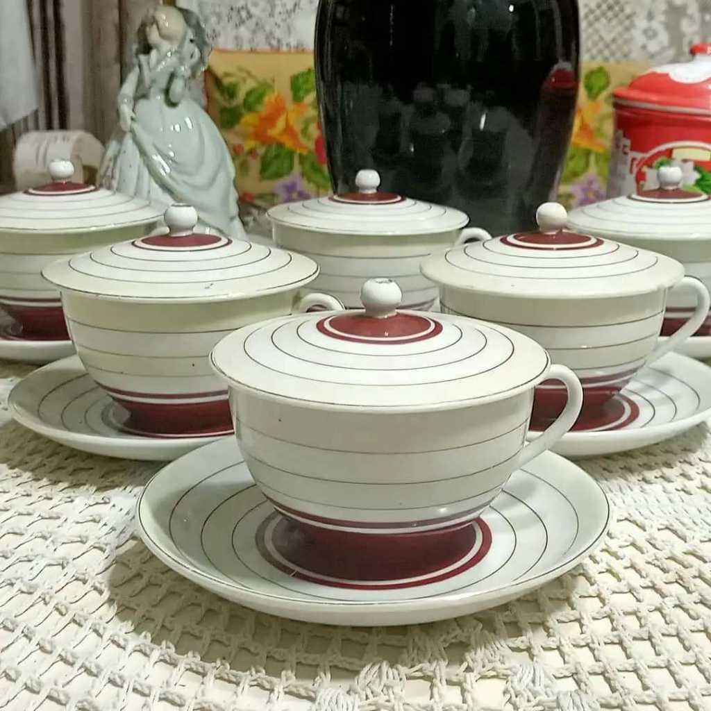 Cangkir Keramik Vintage