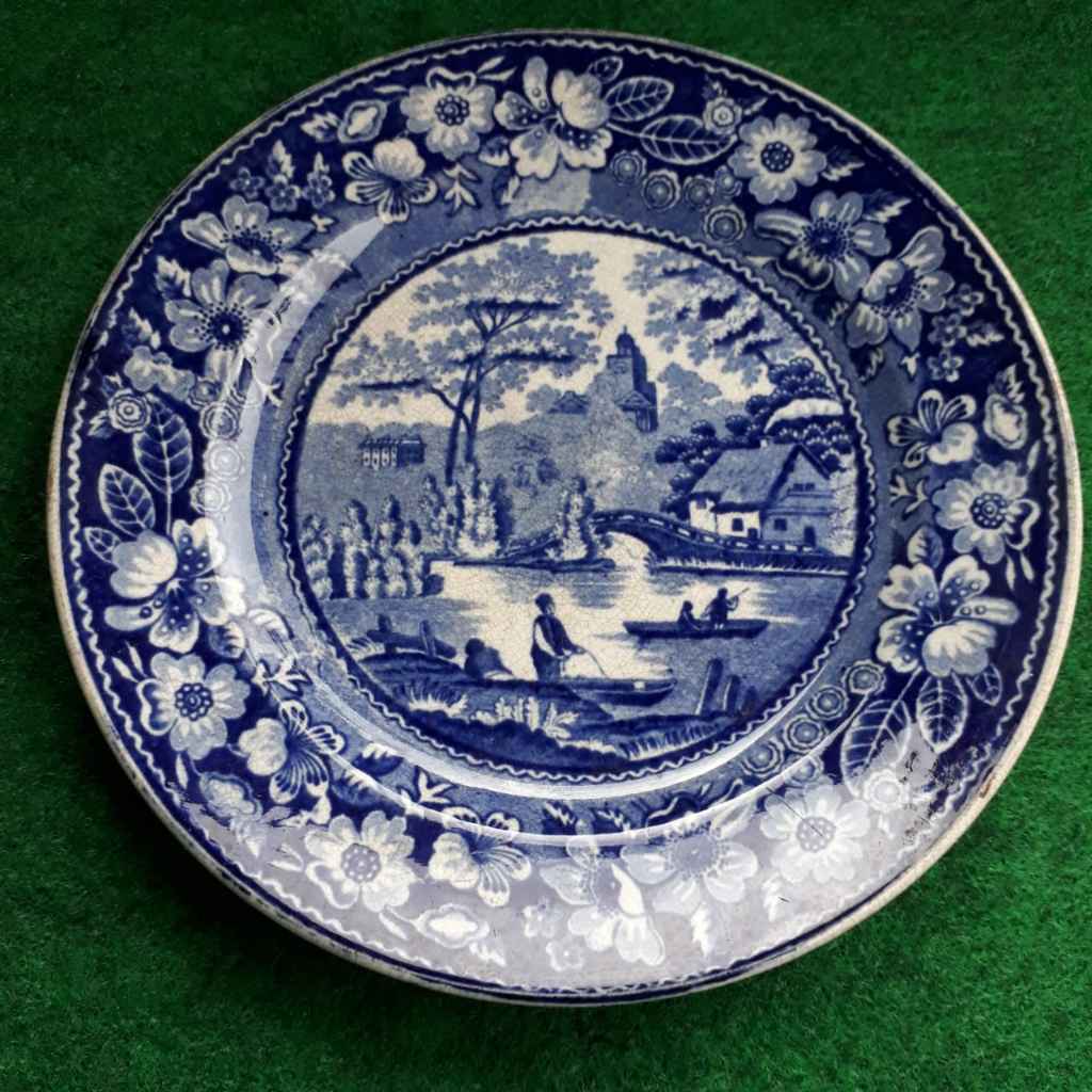 Piring Keramik Antik Eropa