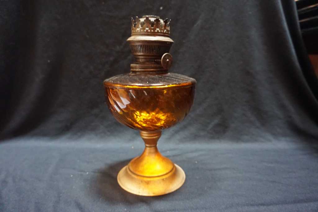 Lampu Duduk / Meja Warna Coklat