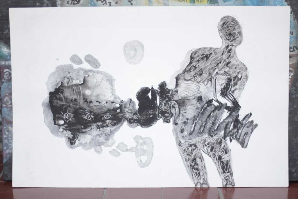 Lukisan tinta diatas kertas ( Bertahan )