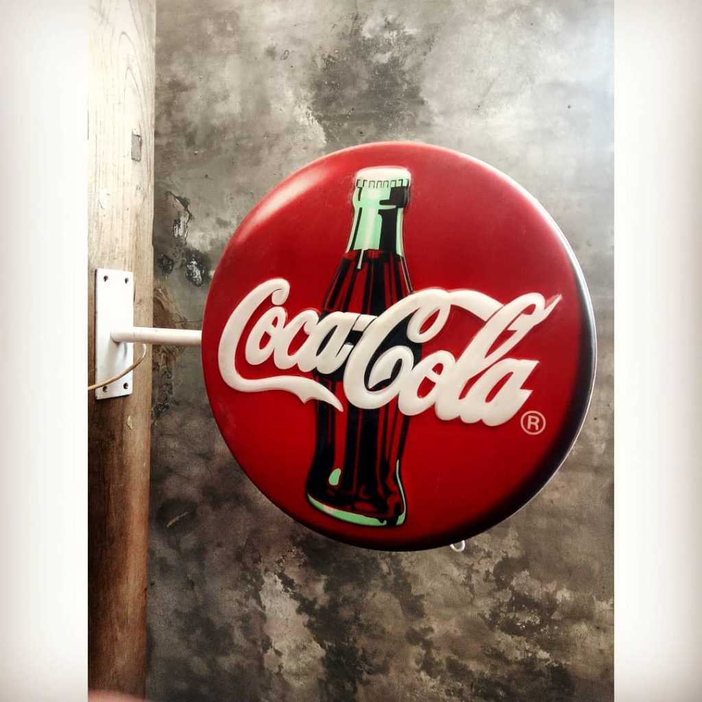 Neon Sign "Coca-Cola" Vintage.
