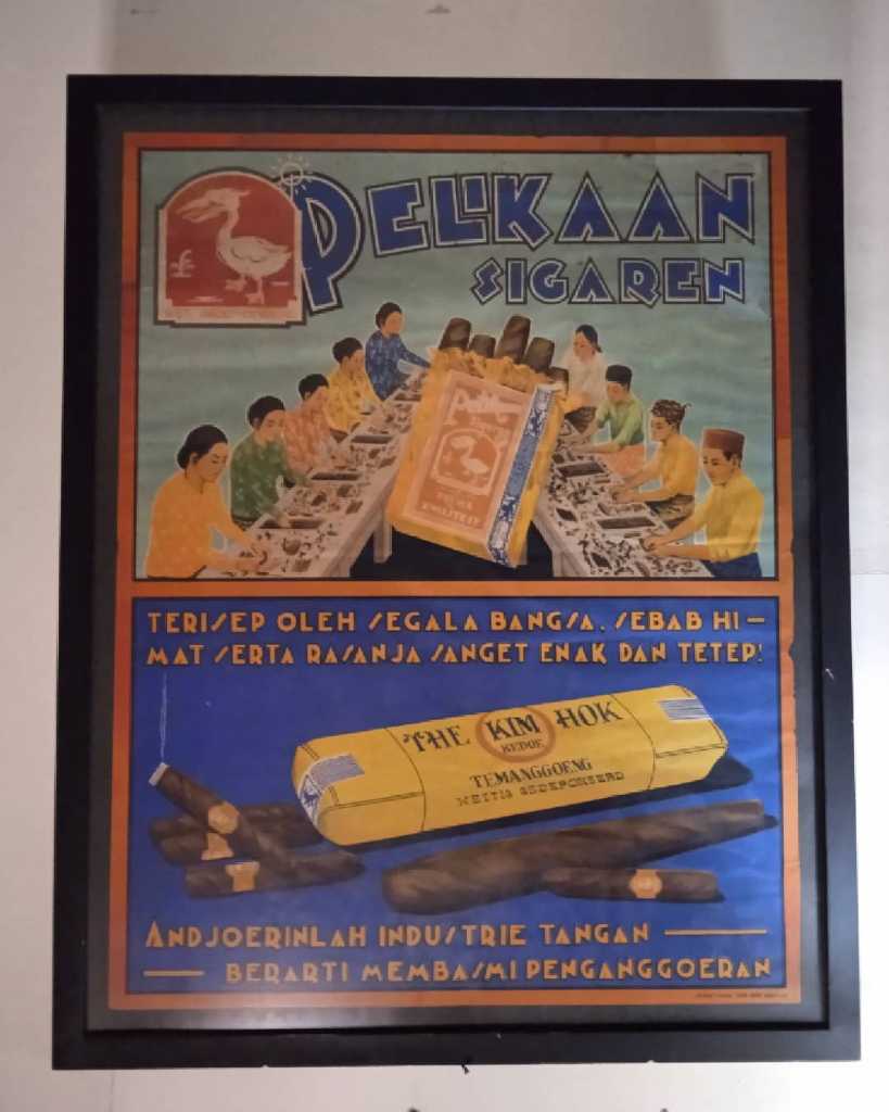 Reklame Kertas Antik