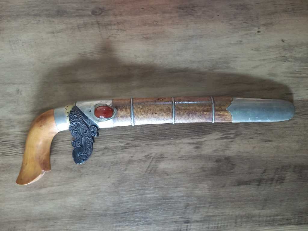 Badik Bugis, Jenis Raja