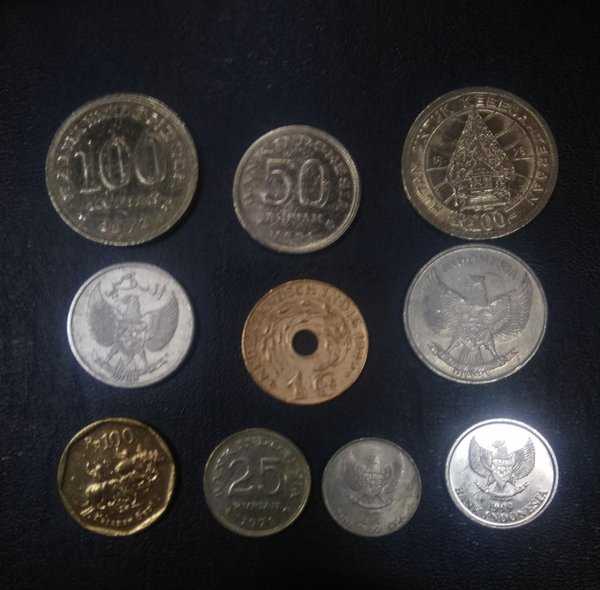 A2309 Set 10 keping Berbeda Koin Kuno Indonesia Sesuai Gambar Lihat Diskripsi