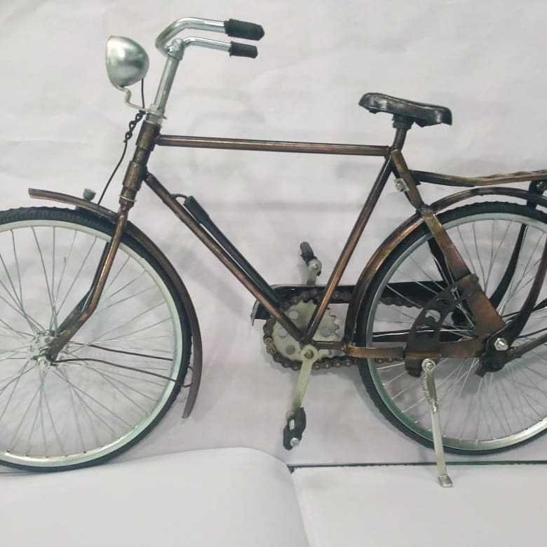 miniatur sepeda onthel