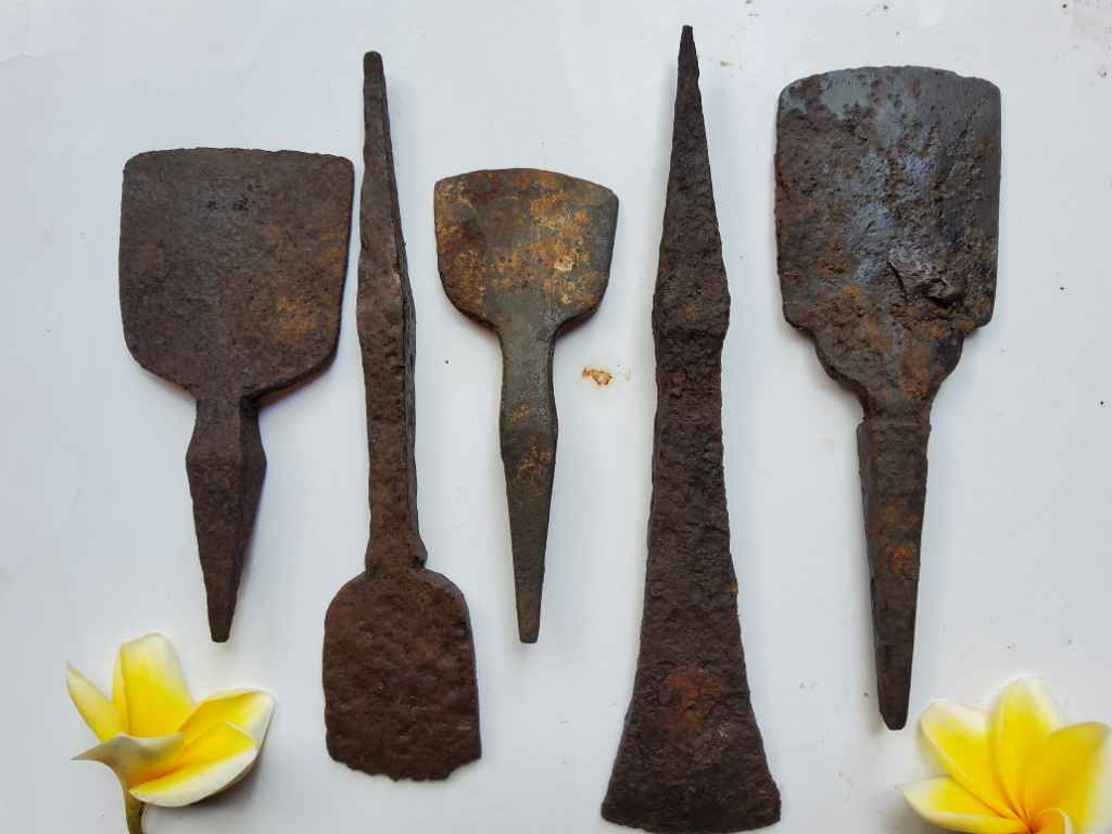 Kapak berbagai ragam dan ukuran, Barang Temuan Era Kabudhan (Hindu Budha) BT 0007