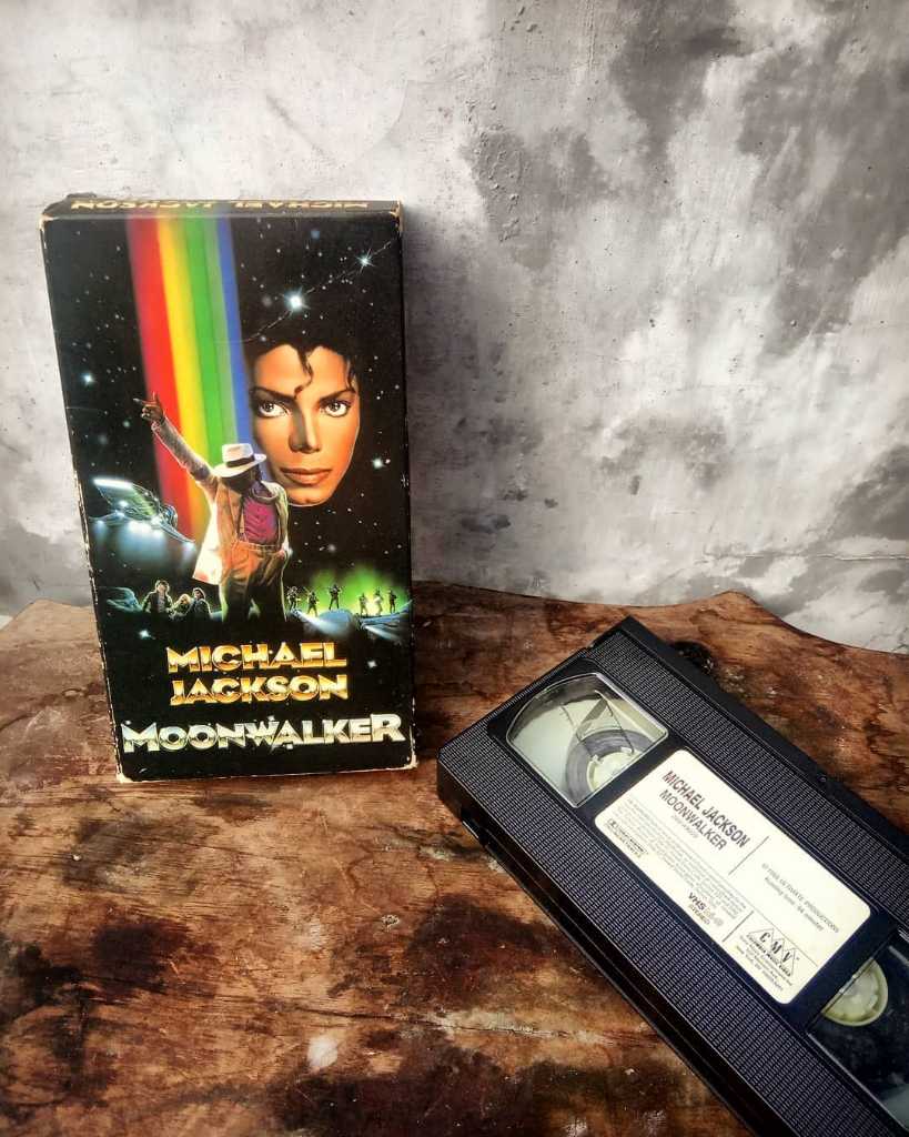 Casette Video Music VHS " Michael Jackson - Moon Walker".