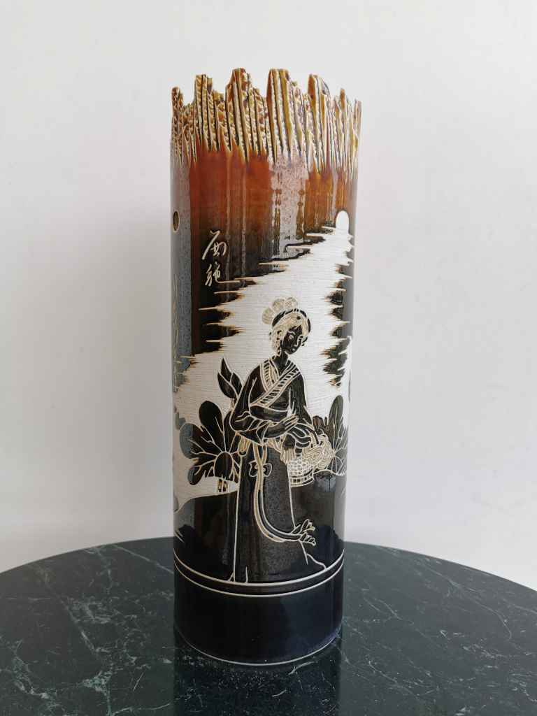 Guci Keramik China Vintage