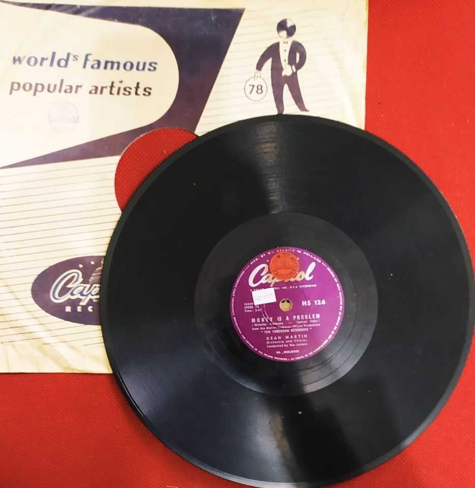 Piringan Hitam Money Is A Problem