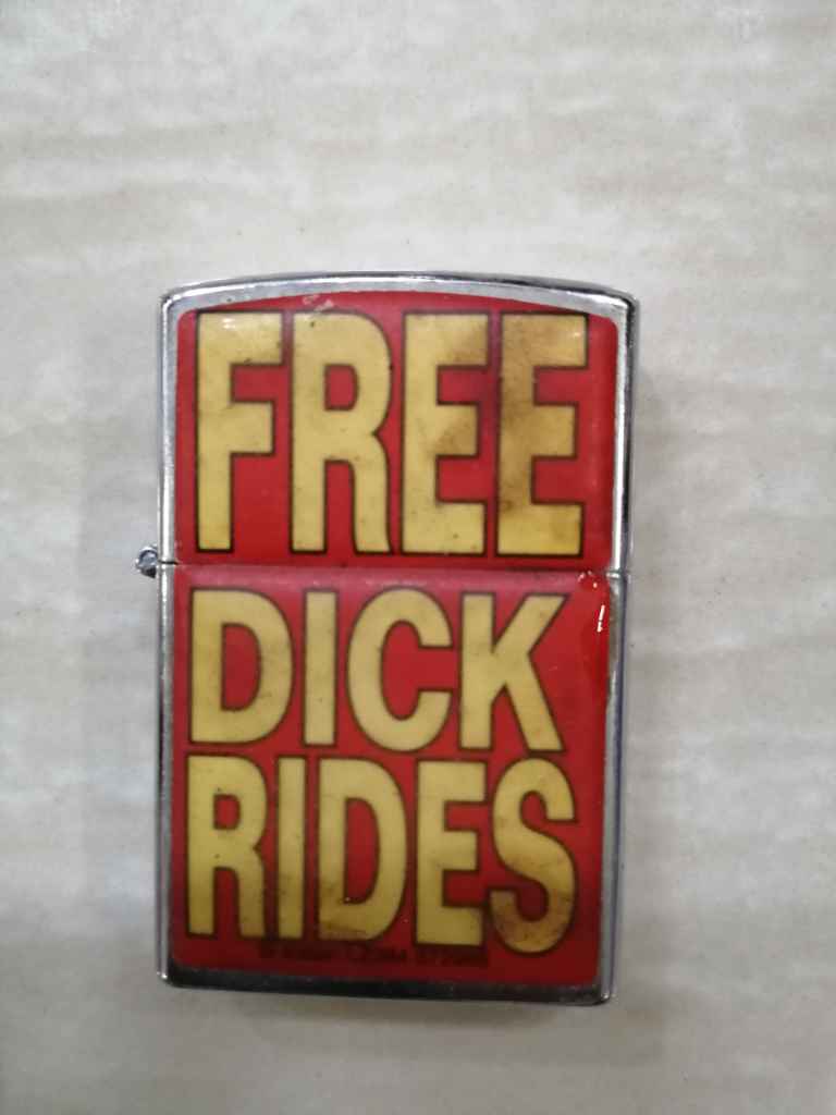 Korek api model zippo