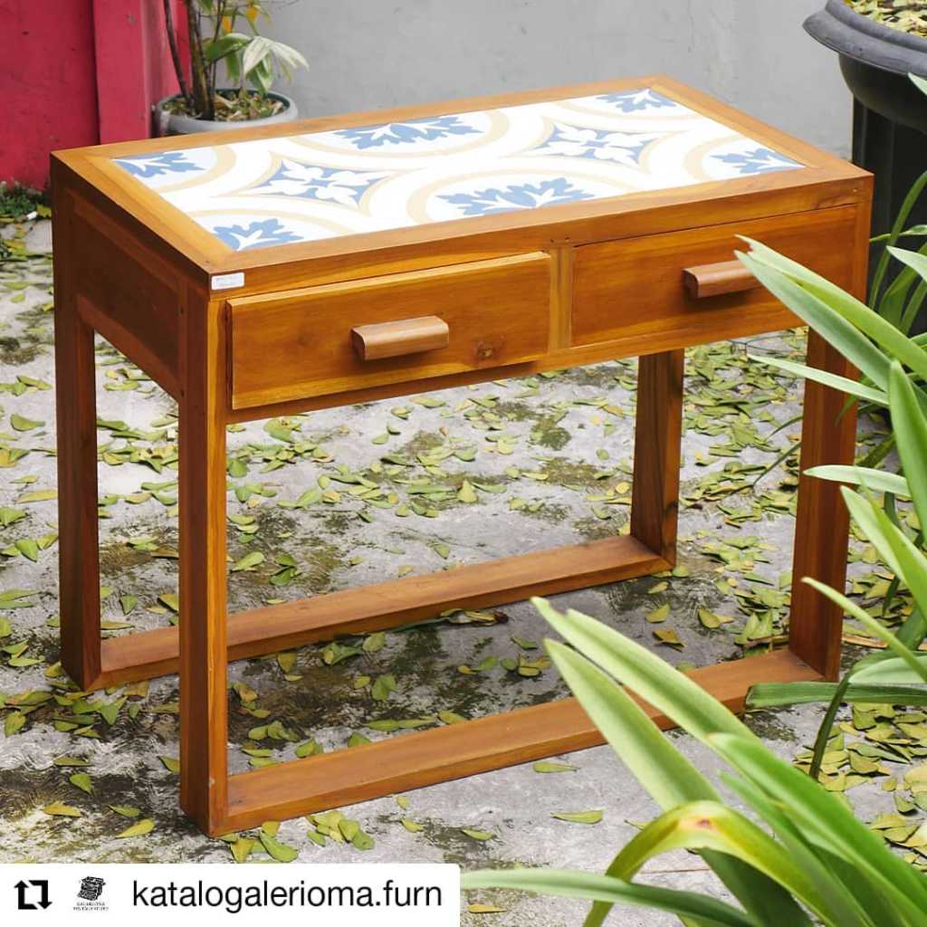 Meja Minimalis Jati Top Granit Motif.