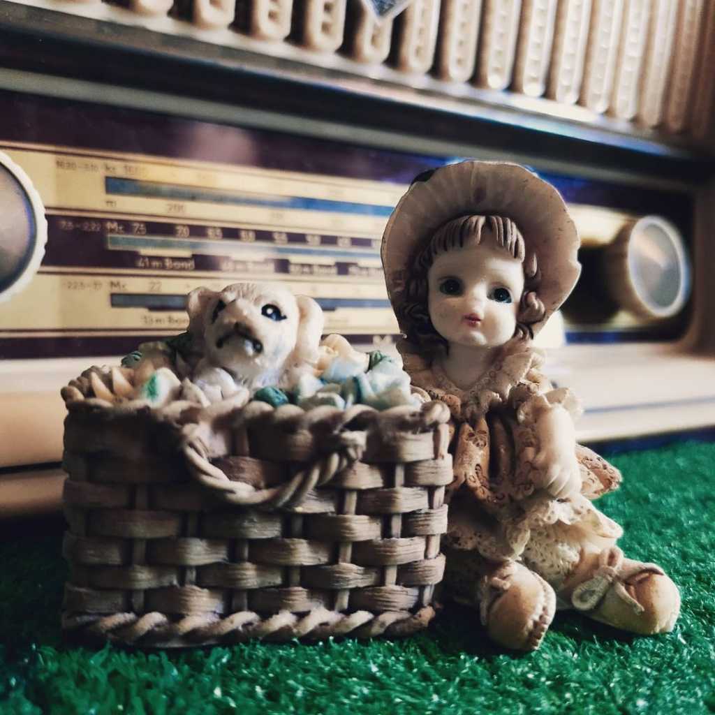 Patung Resin Vintage