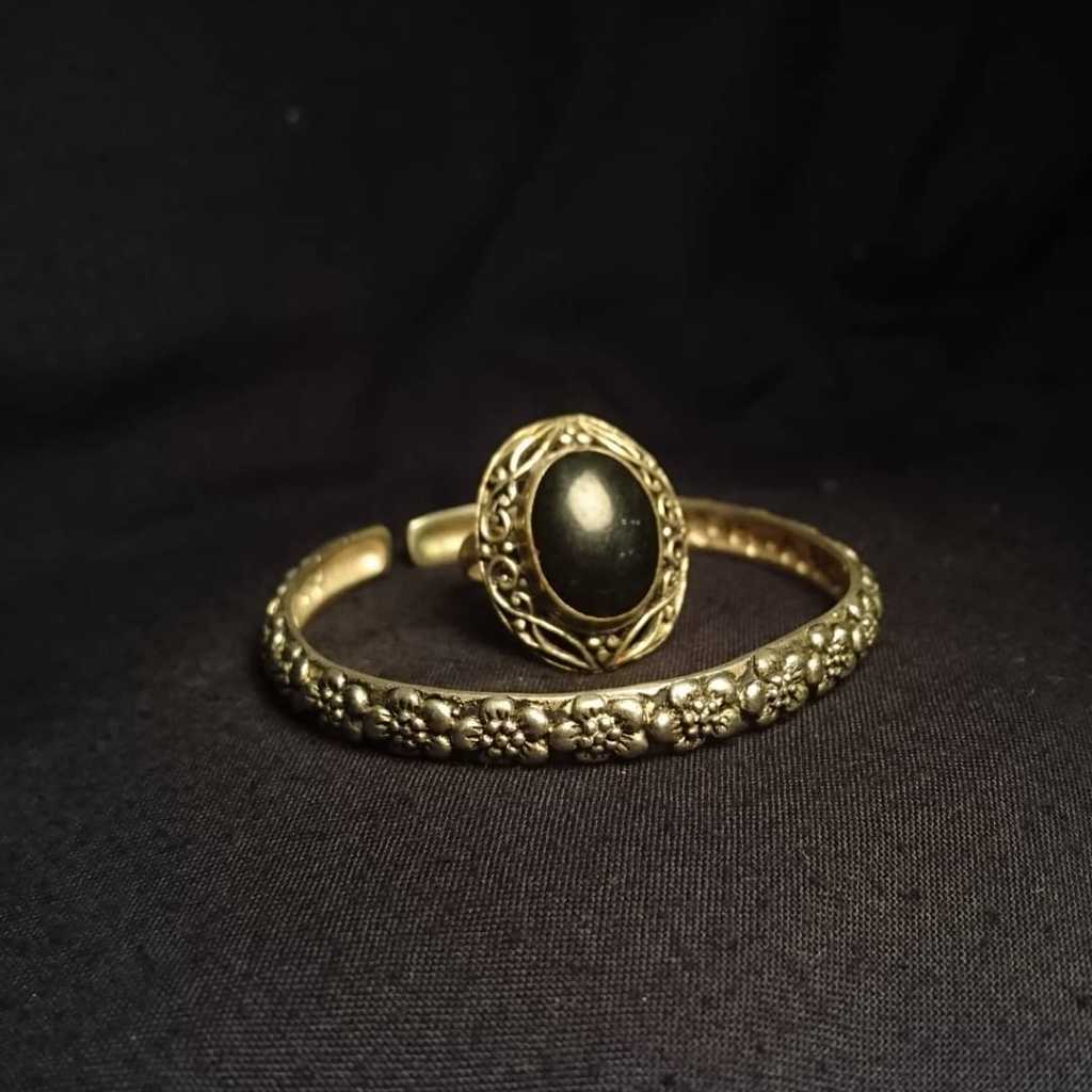 Cincin gelang perak