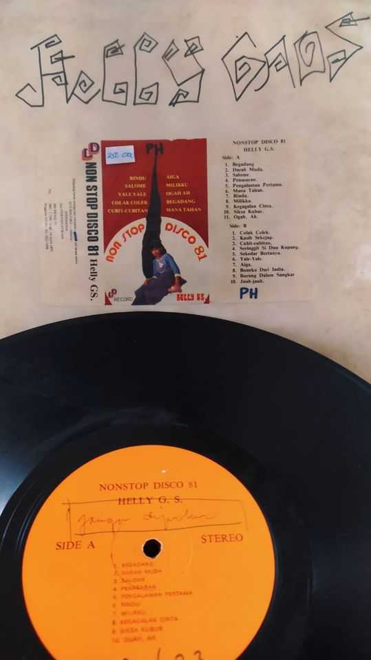 Piringan Hitam Nonstop Disco 81 - Helly GS