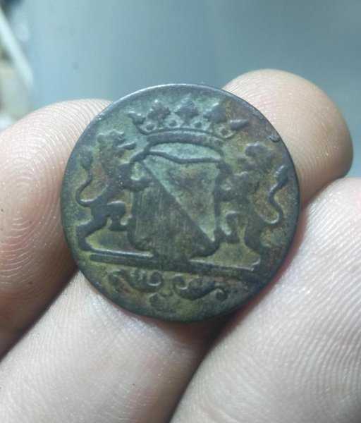 A 2069 Koin Kuno voc Ultrech Tahun 1779 Bekas Pakai Kondisi Sesuai Gambar