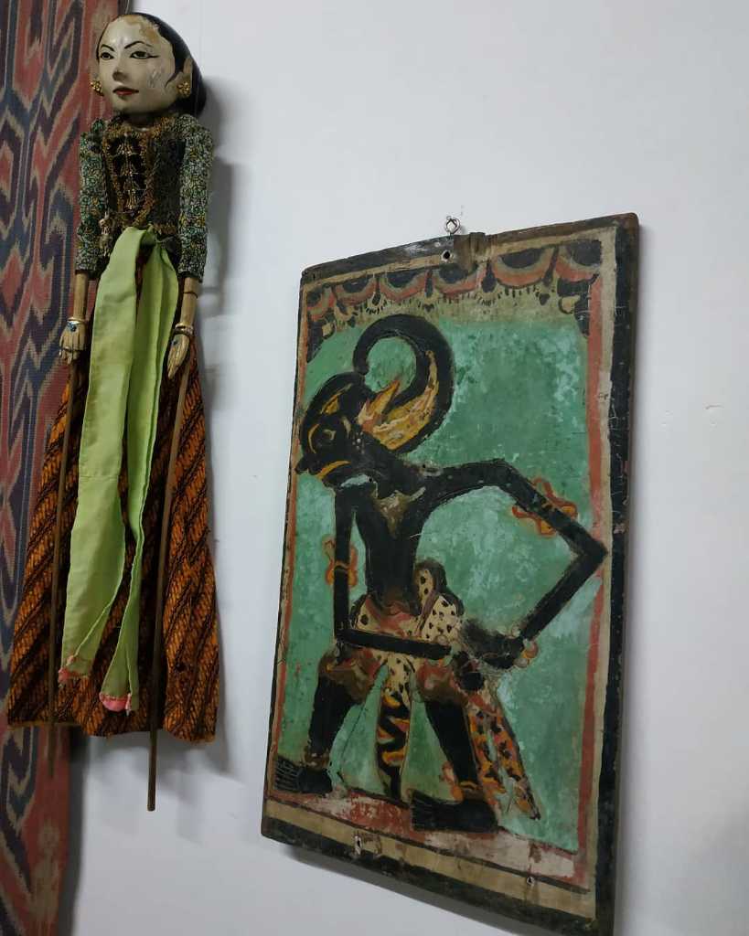 Ukiran Kayu Wayang