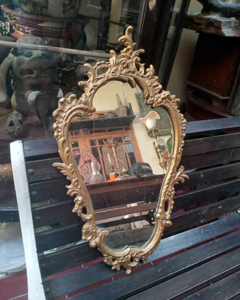 Ready kaca cermin.siap display.T.66cm x L.38cm.