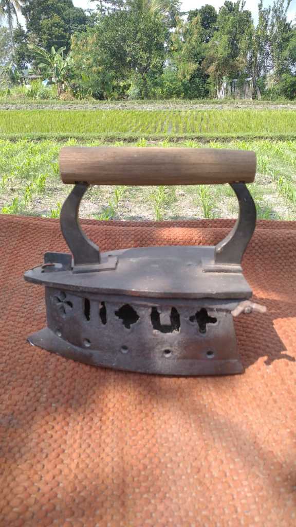 Setrika lawas - Setrika Jadul