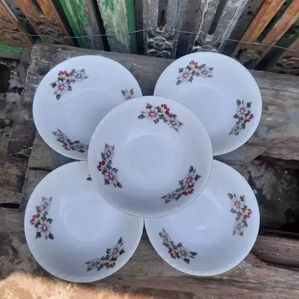 Mangkok Keramik Vintage