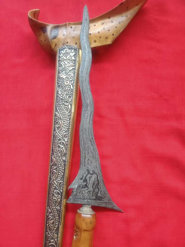 Keris Luk 7 Sempono Pamor Tangkis ( Bras Wutah & Wengkon Isen )