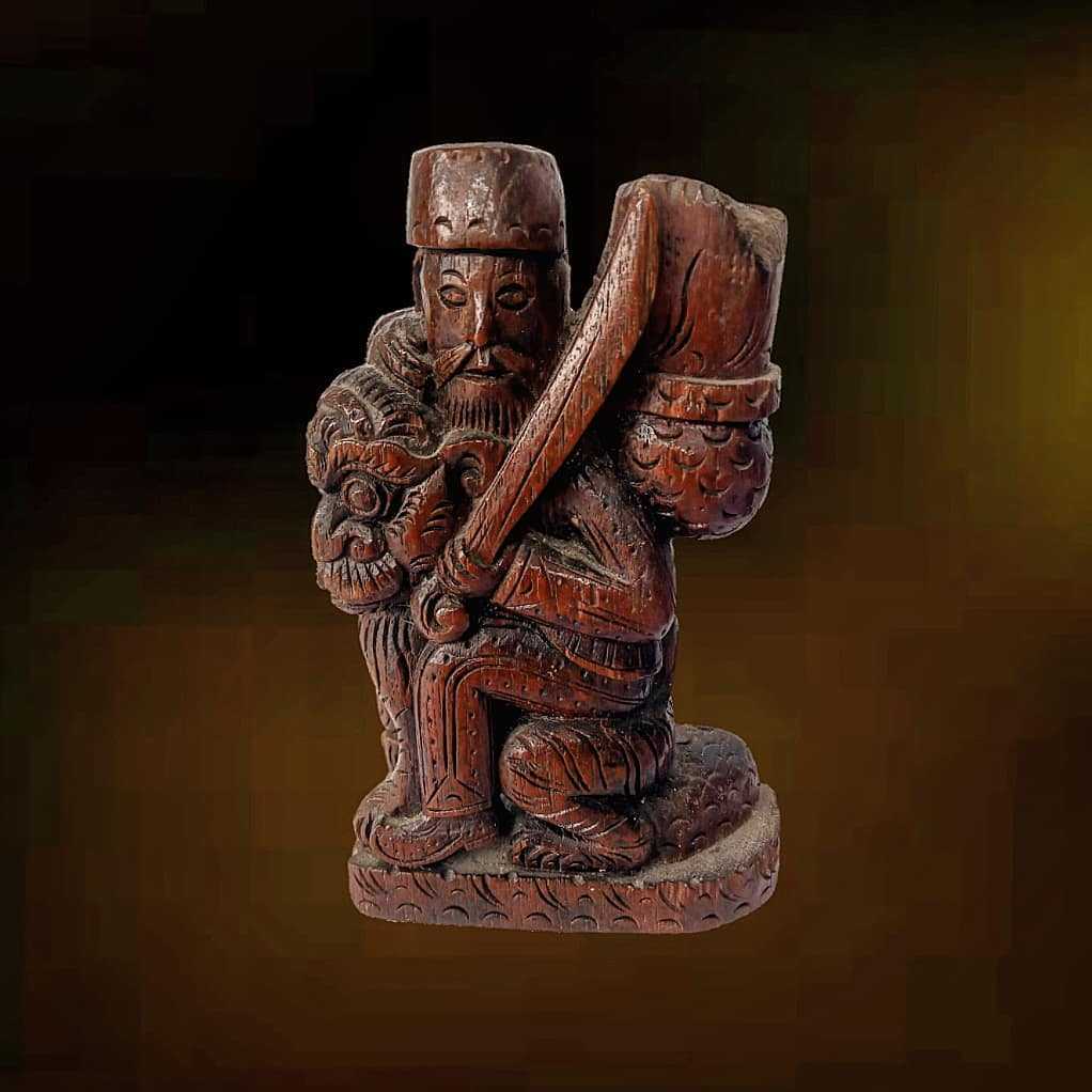 Patung Primitif Bahan Kayu