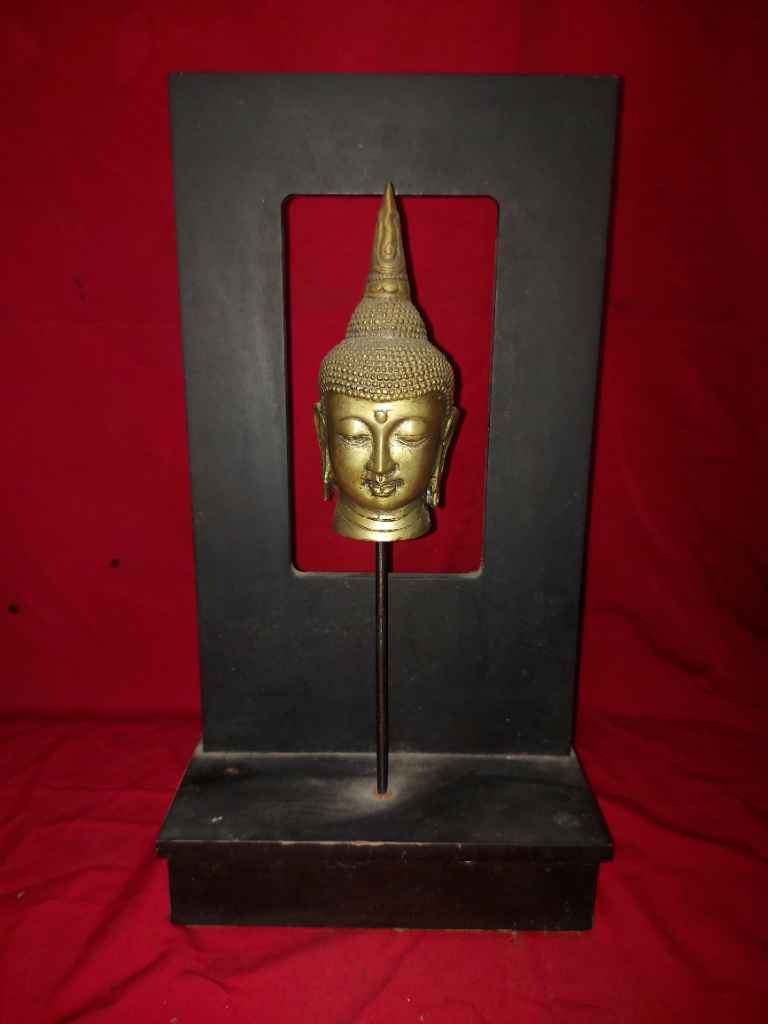 Patung Kepala Bahan Kuningan Dan Kayu