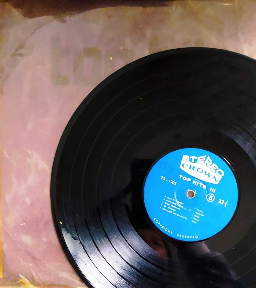 Piringan Hitam Top Hits III