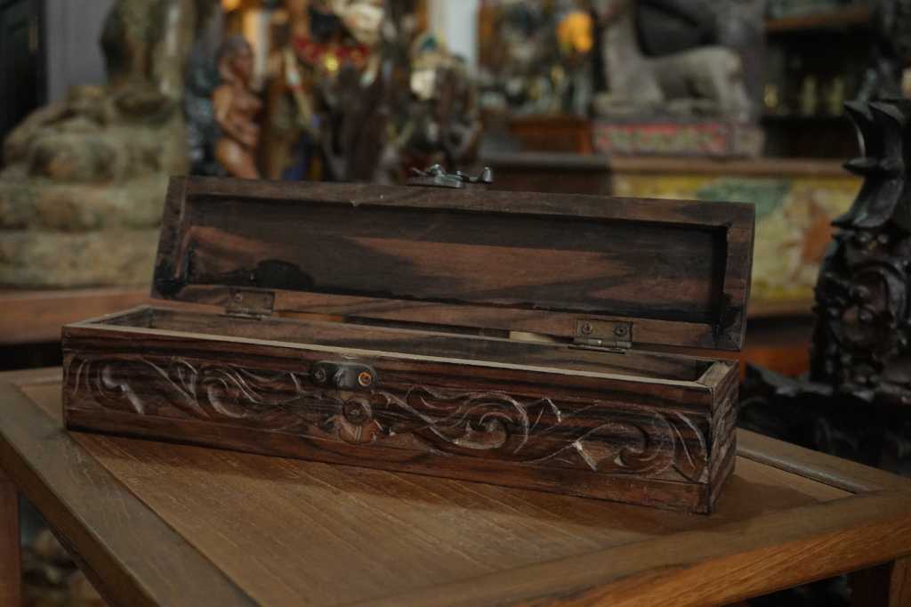 Tempat Sumpit Sonokeling Motif Naga