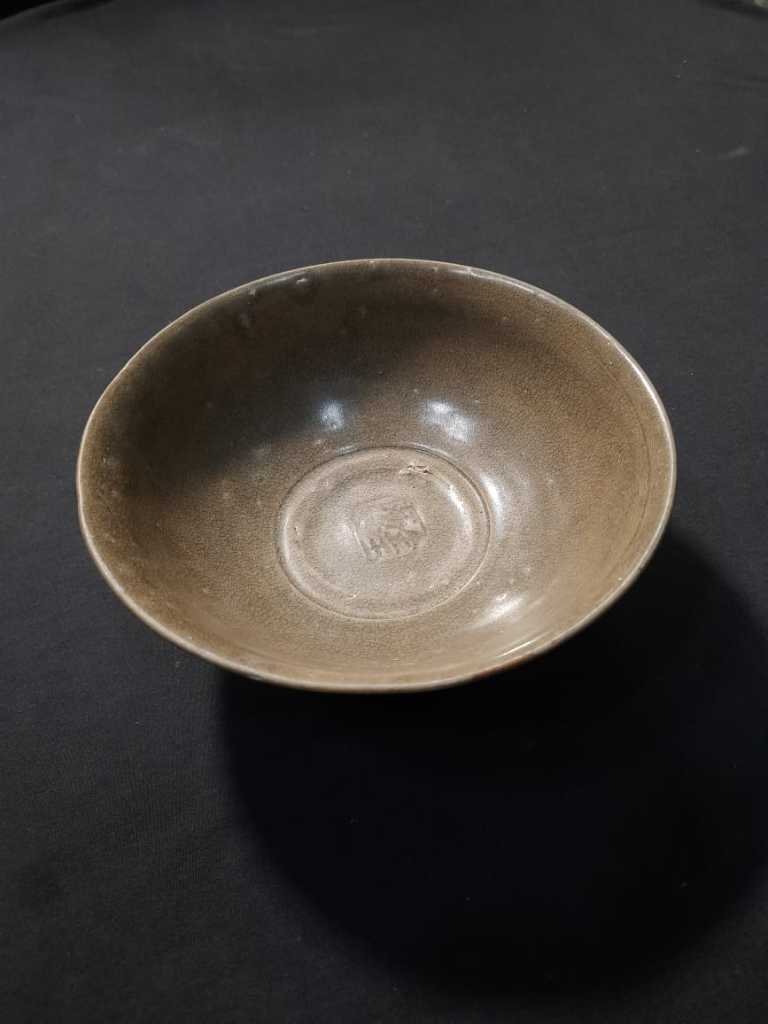 Mangkok Celadon China Antik